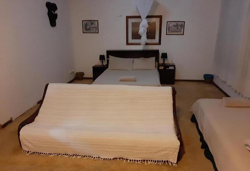 חדר משפחתי, Elephant Walk Guesthouse And Back Packers