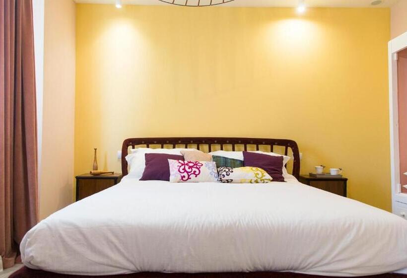 غرفة ديلوكس, Il Battello