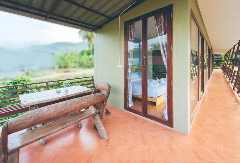 Номер Дюплекс, Wang Jai Kwang Space Inn