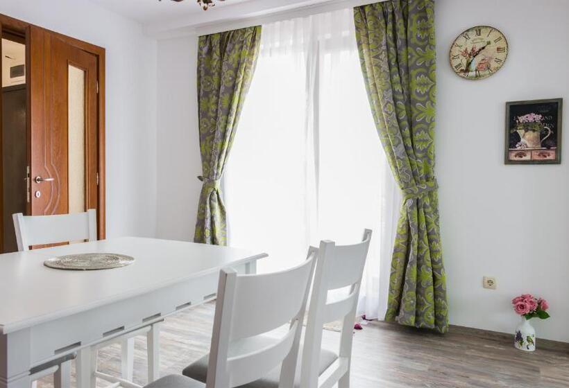 شقة غرفة واحدة مطلة على الحديقة, Apartments Nasini