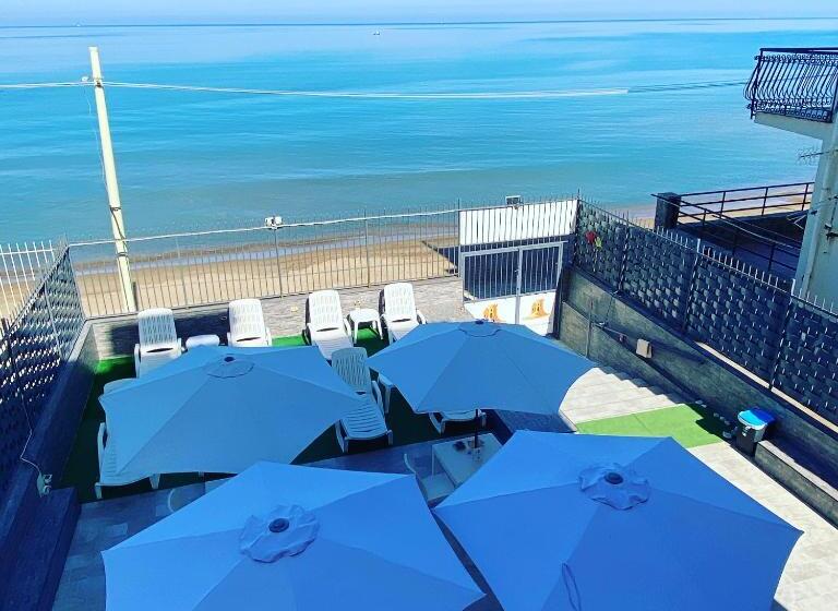 Номер Deluxe Вид на Море с Балконом, Castello Di Sabbia