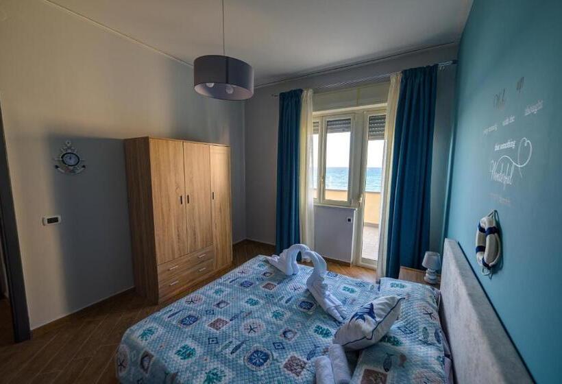 Номер Deluxe Вид на Море с Балконом, Castello Di Sabbia