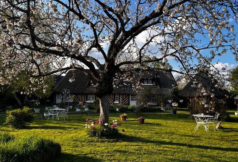 Номер Стандарт Вид на Сад, La Romance Et La Romanesque