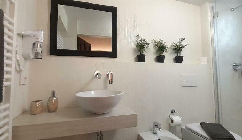 Pokój Standard, Camere E Attico Al Mare