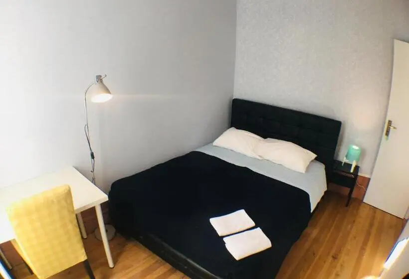 اتاق استاندارد, Stay In Aveiro