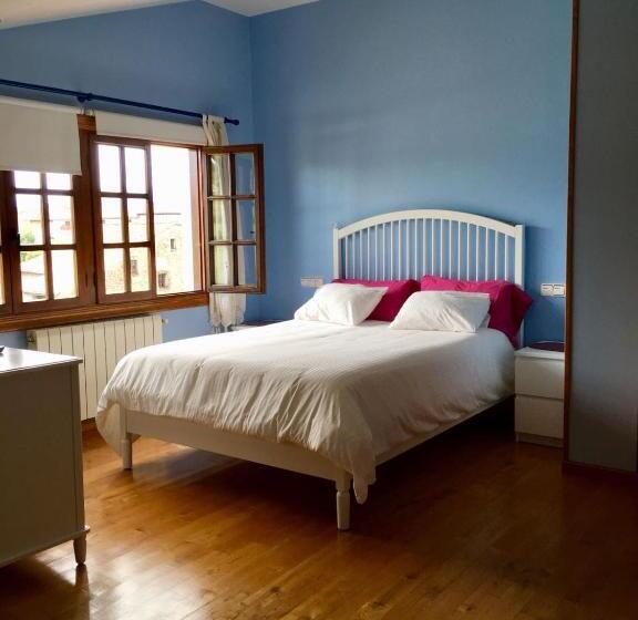 اتاق لوکس, Posada Adela