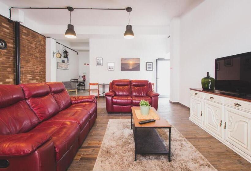 וילה בת 3 חדרי שינה, Ardmar B&b