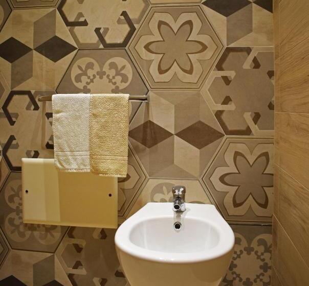 豪华房间, La Torre Del Tempo