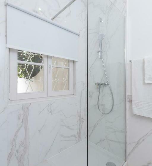 اتاق لوکس, Aq 188 Guest House