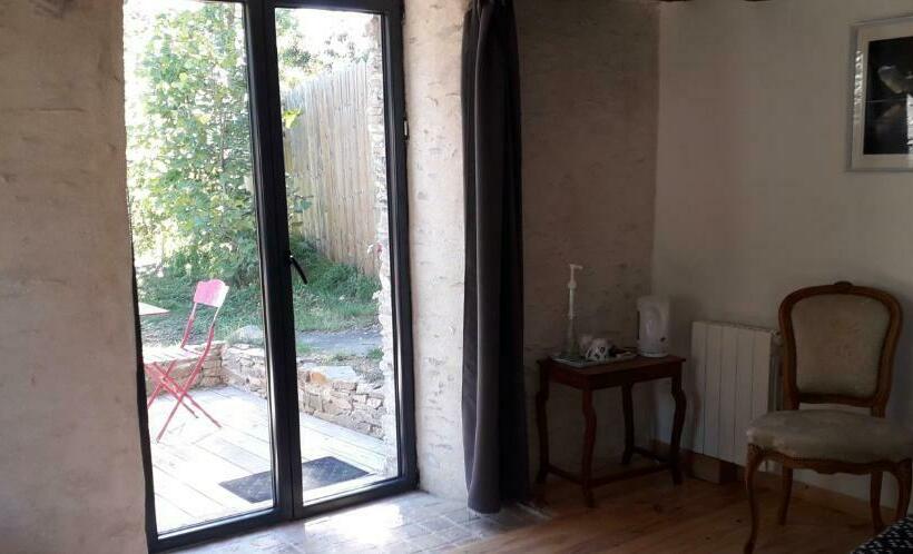 Номер Стандарт, Au Fabuleux Festin