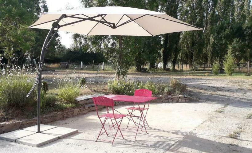 Номер Deluxe, Au Fabuleux Festin