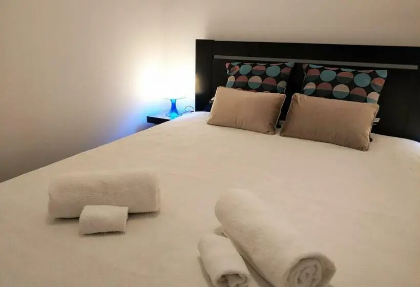 اتاق استاندارد با سرویس بهداشتی مشترک, Sleep & Go Faro Airport Guest House