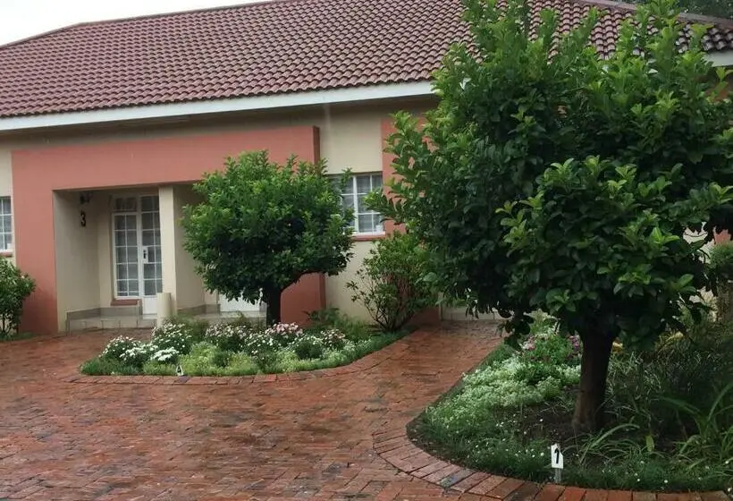 スタンダードトリプルルーム, Welcome Guest House