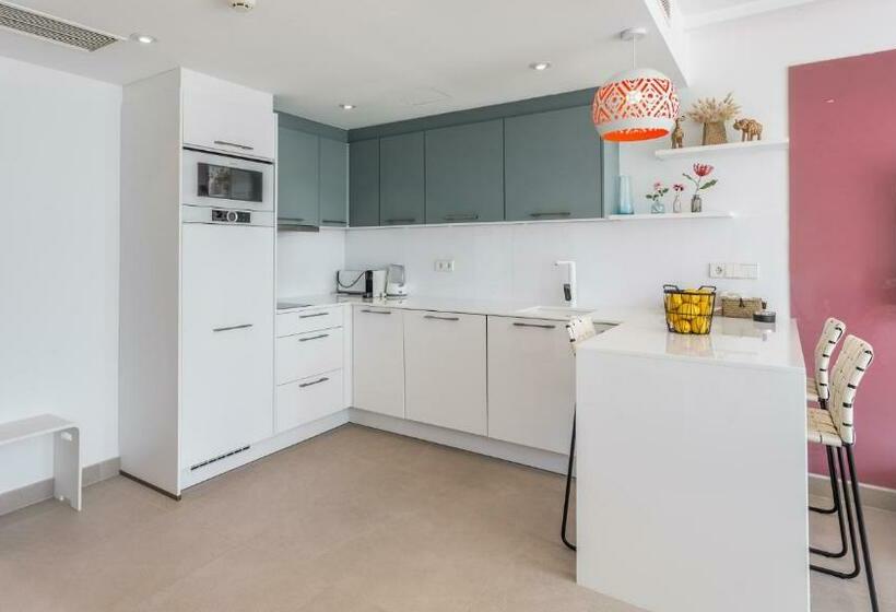 Люкс Вид на Море, The Hype Beachhouse