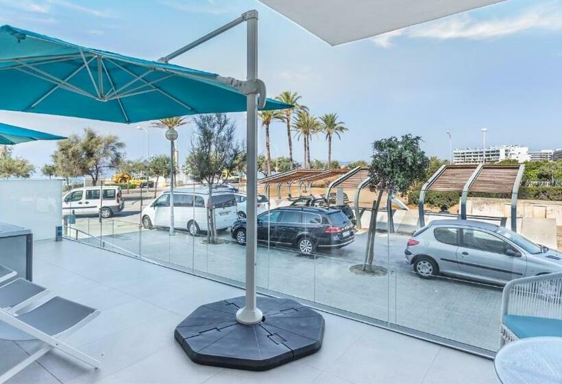 Люкс, The Hype Beachhouse