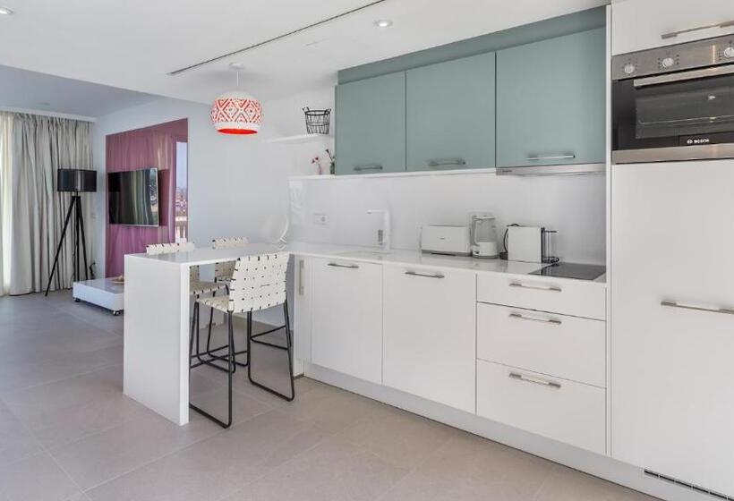 Люкс Боковой Вид на Море, The Hype Beachhouse