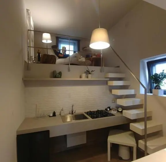 デラックススイート, Diadumeno Superior Apartment