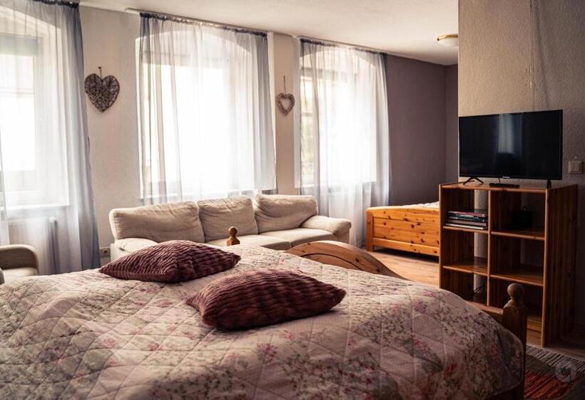 デラックスファミリールーム, Wild West