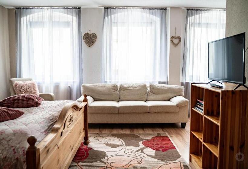 デラックスファミリールーム, Wild West