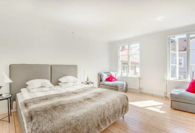 庭の見える１ベッドルームアパートメント, City Apartments In Jonkoping