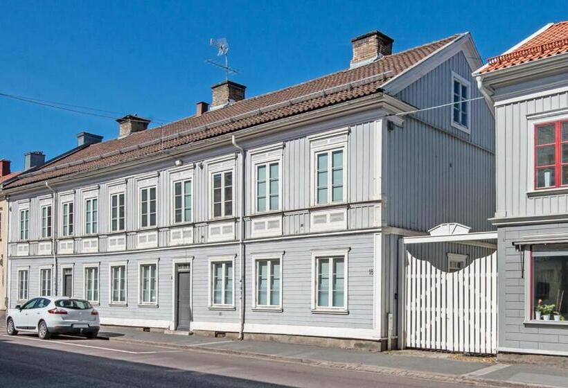 1 Sovrums Deluxe Lägenhet, City Apartments In Jonkoping