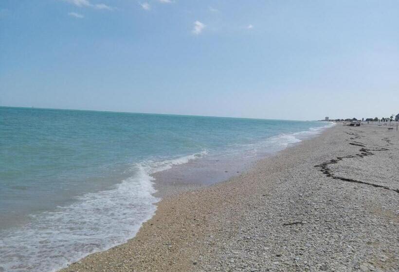 شقة غرفتين, Affittacamere La Pisana