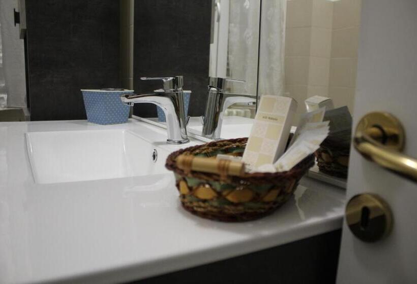 شقة غرفة واحدة, Affittacamere La Pisana