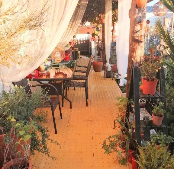 Дом 1 Спальня, Beach House Babylon Guest House With Kitchenette And Garden