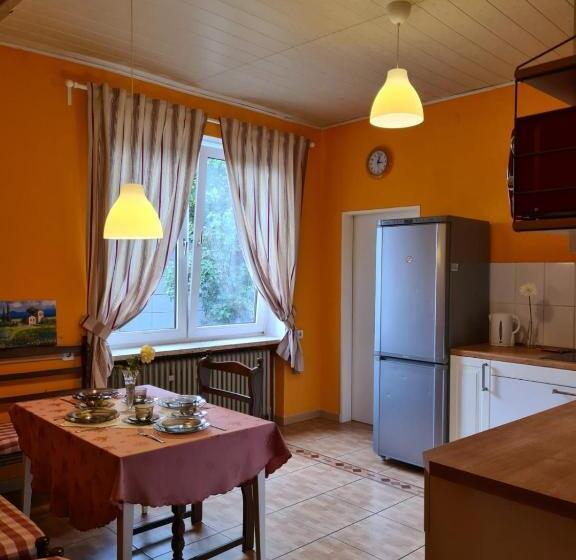 Апартаменты 1 Спальня Нижний Этаж, Bei Chogman