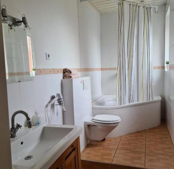 Апартаменты 1 Спальня Нижний Этаж, Bei Chogman