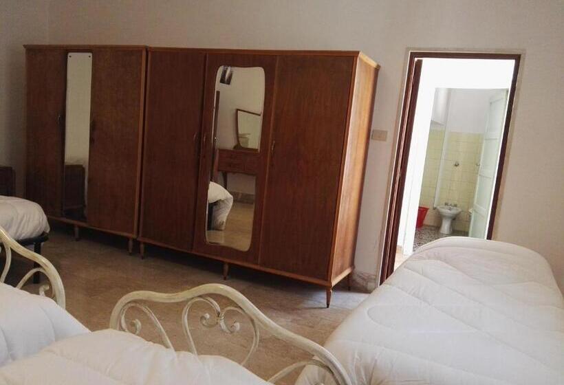 Standard Connecting Room, Villa Sacro Cuore