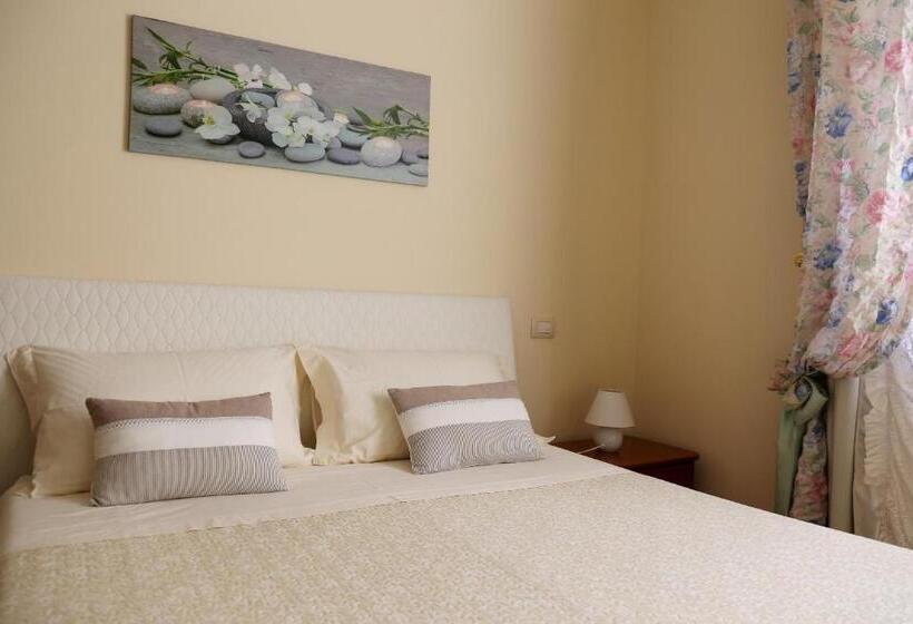 Standard room with outdoor bath, La Casa Di Pimpi