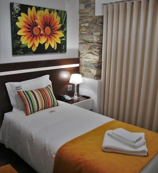 غرفة قياسية فردية, O Casario