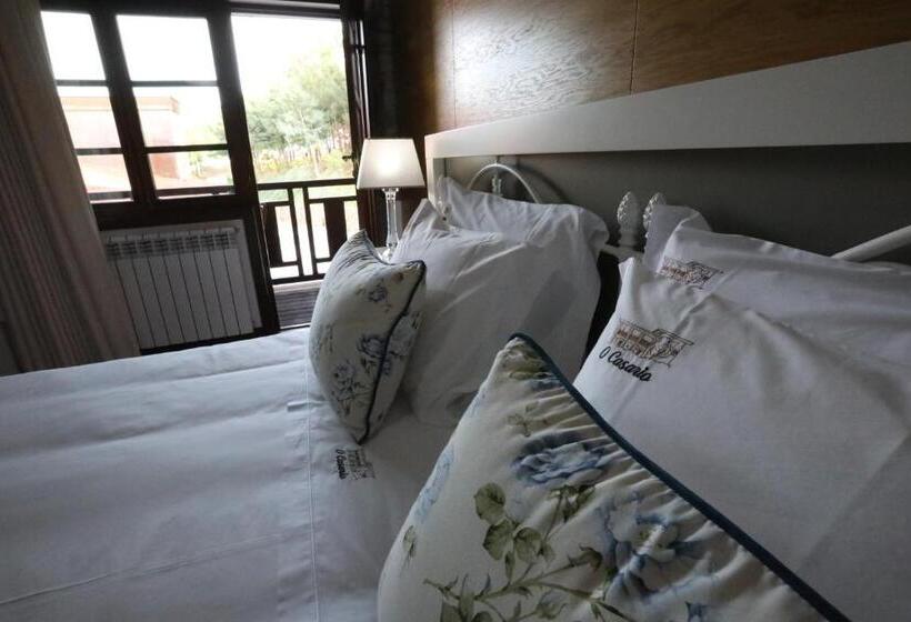 غرفة قياسية, O Casario