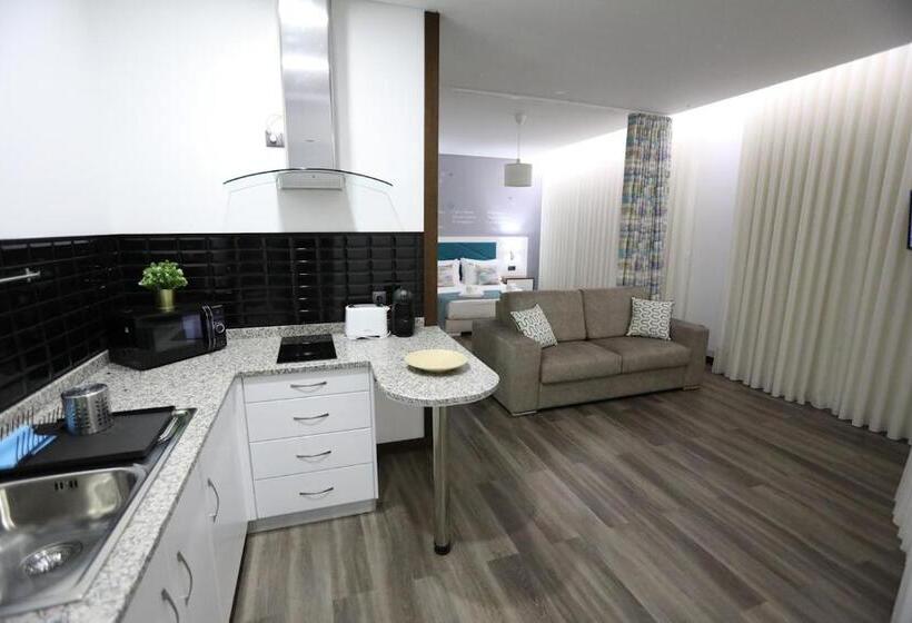 إستوديو قياسى, O Casario