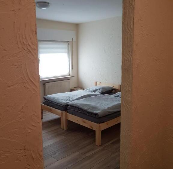 스탠다드 룸, Wiehenkrug