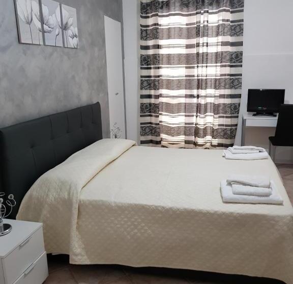 غرفة قياسية ثلاثية, B&b Dimora Del Centro