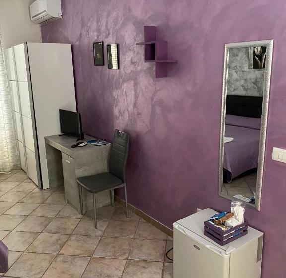 غرفة قياسية رباعية, B&b Dimora Del Centro