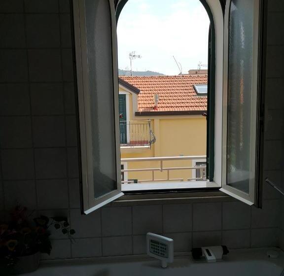 חדר סטנדרט עם ג'קוזי, Fiorestella