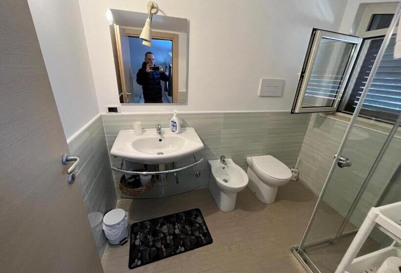 חדר קלאסי לארבעה, Le Gatte