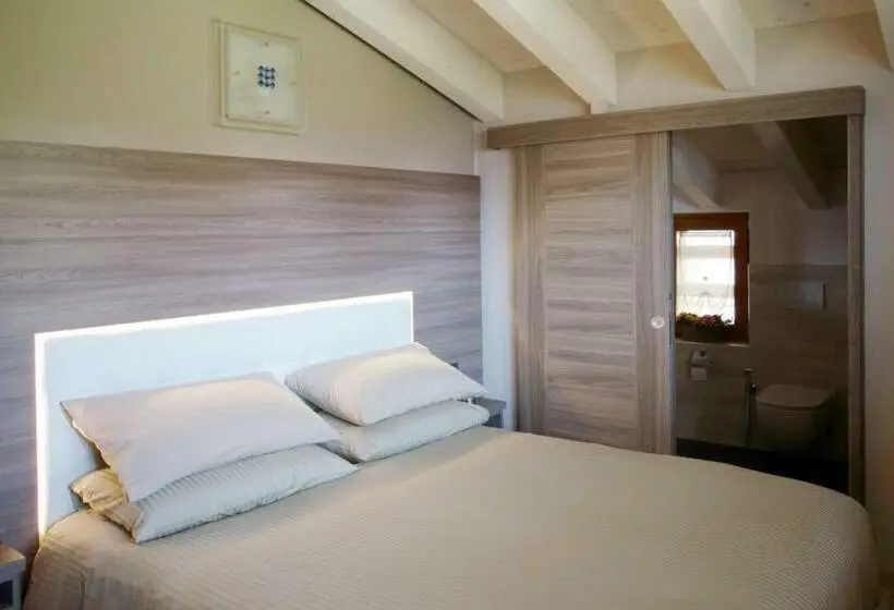 キングサイズベッドのスタンダードルーム, Agriturismo Ruc Del Lac