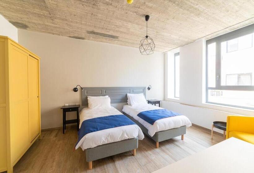 اتاق لوکس, Chapter 5