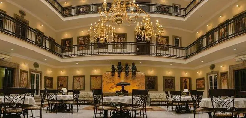 Suite with Terrace, The Lorian Club
