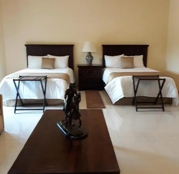 Suite with Terrace, The Lorian Club