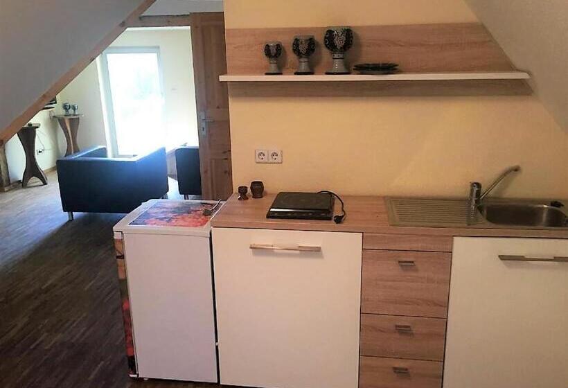 Четырехместный Номер Стандарт с Балконом, Pension Bella Vista   Winzerhof Golk