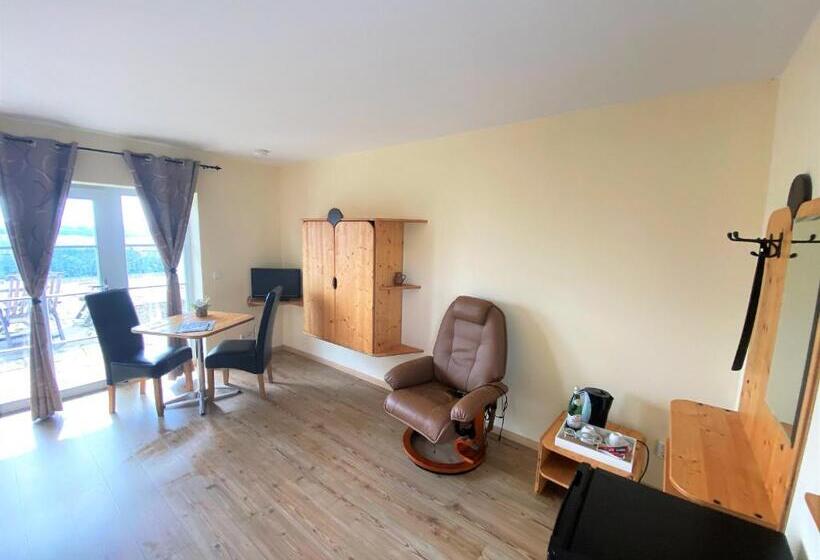 Номер Стандарт с Террасой, Pension Bella Vista   Winzerhof Golk