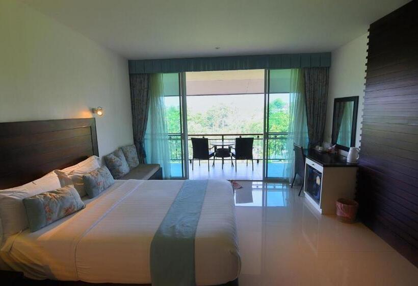 Quarto Estandar, Suan Sai Yok Resort