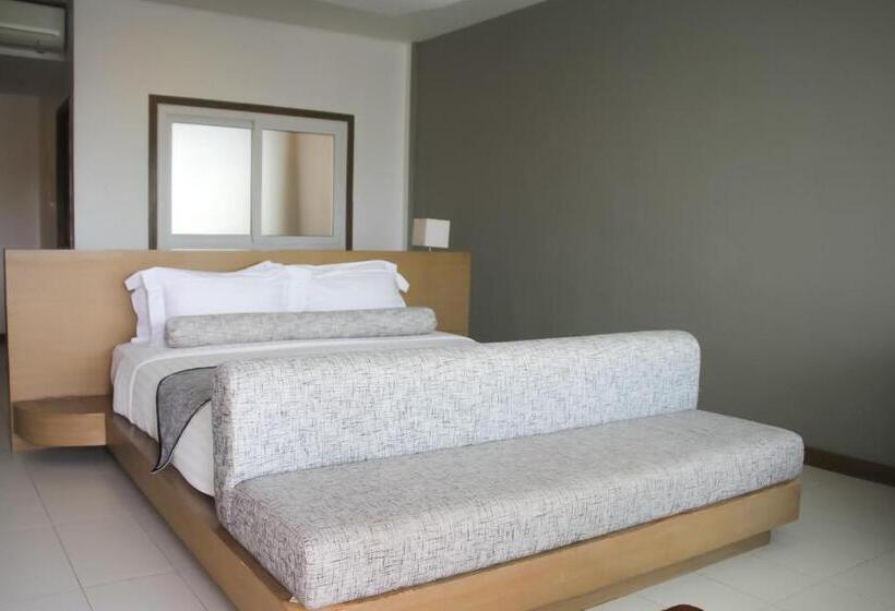 Quarto Deluxe, Suan Sai Yok Resort