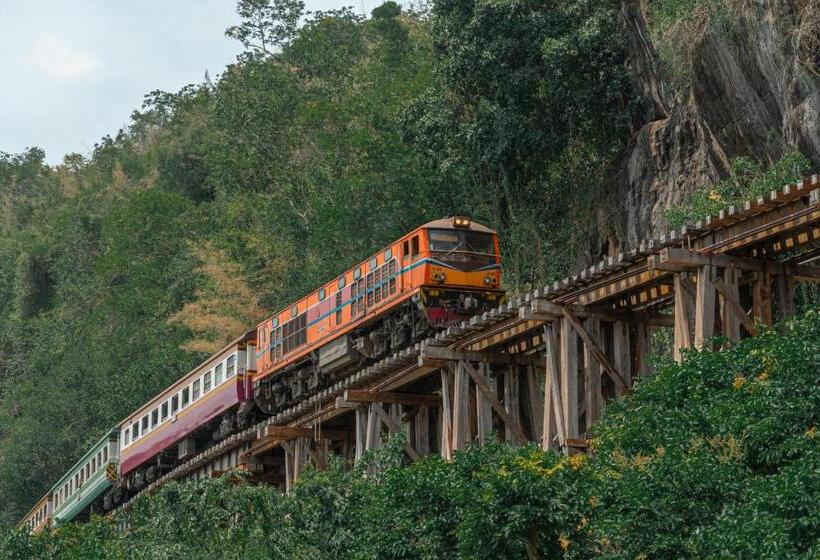 Quarto Estandar, Suan Sai Yok Resort