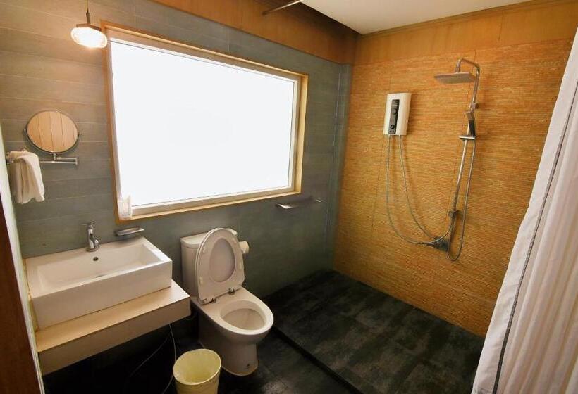 Quarto Deluxe, Suan Sai Yok Resort